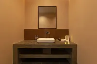 Seventeen Hotel . Meili