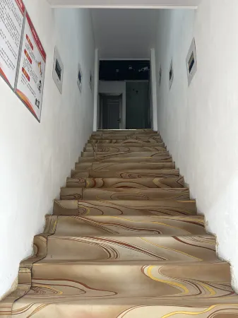 Baqen Wanxi Hotel Отели в г. Бацинь