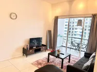 Puchong SkyPod Residence 1-10pax next to IOI Mall Wi-Fi MRT