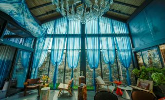 Lanwu X-Space Guesthouse (Huangshan Xixinan Ancient Village Branch)