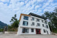 Hefeng Hospitality Homestay