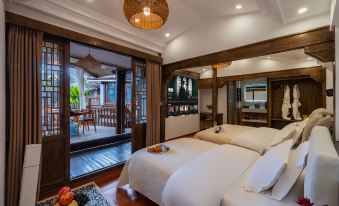 Lotus house