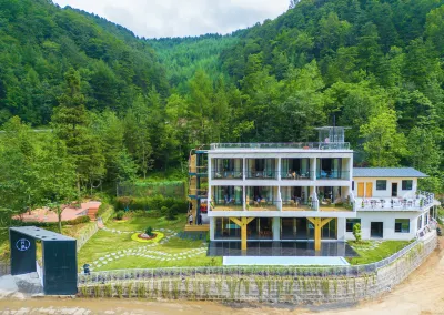 Zengjiashan Yunlu Homestay