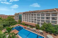 Hotel Somadevi Angkor Resort & Spa - parkir
