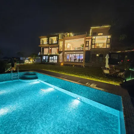 Encounter Mountains and See the Sea Villa Homestay