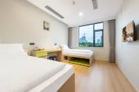 Lemon Hotel (Ningbo Tianyi Square & Chenghuang Temple Hotels near Tianyi Square