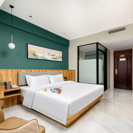 Peace Hotel (Yongcheng Jinboda Plaza Branch)