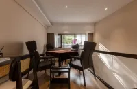 Courtyard · Yifeng Villa (the Old Town of Lijiang Mufu Store)