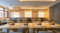 Yichang Hidden Hotel - Kitchens