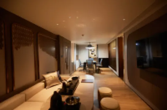 Jiuzhou Hot Spring Hotel