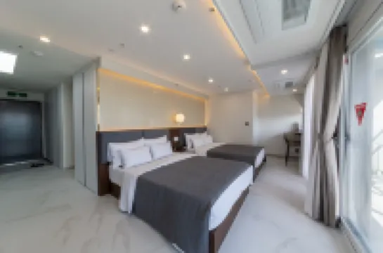 Raviens Maison de Hotel Hotels near Haeundae Beach