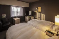 호텔 루트 인 시코쿠 주오 -미시마카와노에 인터-  호텔