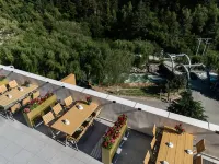 Fushan Hotel (the most popular and convenient oxygen hotel at the scenic area entrance) - Barer