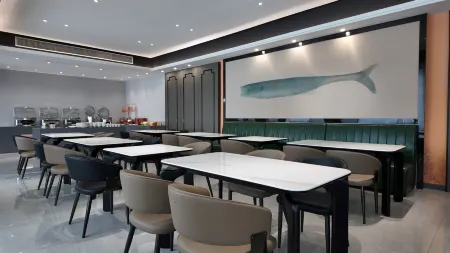 Puyuan Leisure Resort Hotel