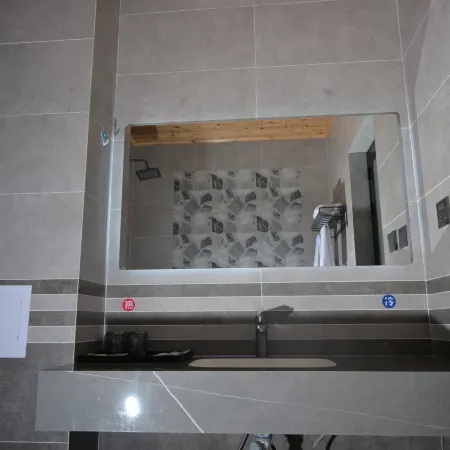 xin feng Hotel