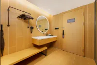 JI Hotel (Shenyang Hunnan Municipal Government) Hotels in Liaoning Provincial Museum/Taoxian International Airport