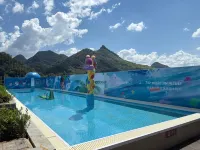 China FAST Hotel - Pools