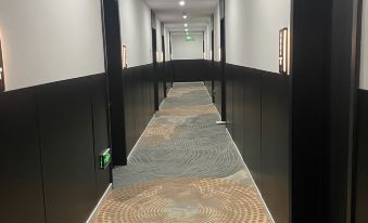 Xiaoshihou Hotel (Wanda Plaza)