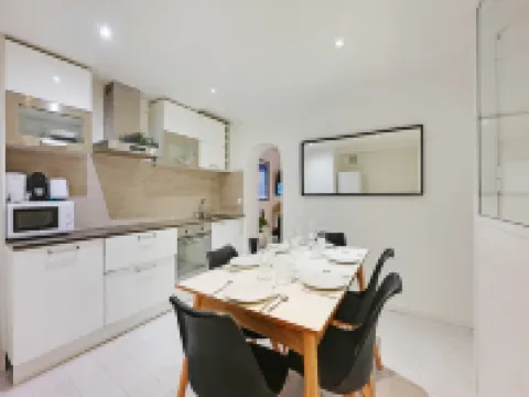 Spacious apartment - 2BR/4P- Le Kremlin-Bicêtre Hotels in Le Kremlin-Bicetre