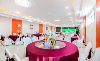 Longshan Nationality Hotel