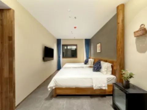 Taiwan Homestay (Qingzhou Ancient City Taifeng Shopping Plaza)