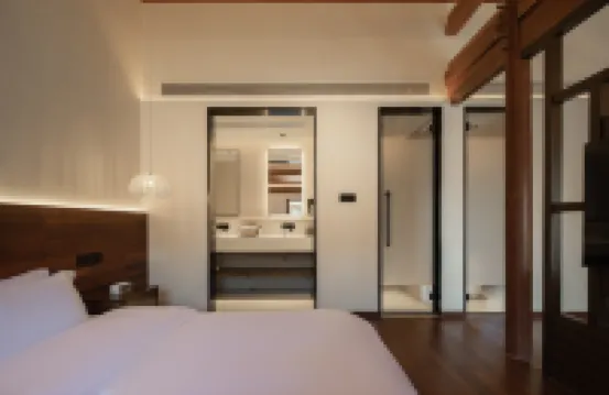 聽澗·東浦|玖意淌私湯度假民宿（紹興黃酒小鎮店）