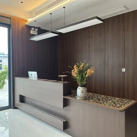 Anxin Business Hotel