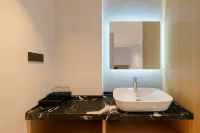 Baiting Holiday Apartment (Xuwen Mulan Avenue) - parking