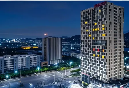 QianchanHOtel(kunmingHighspeedRailwaysouthstatonuniversitytownstore) Отели рядом с достопримечательностью «Kunming University of Technology Chenggong Campus College of Mechanical and Electrical Engineering»