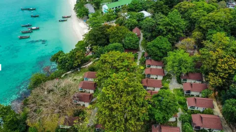 Bayview Resort Phi Phi Island - Beach Front Resort in Phi Phi Islands