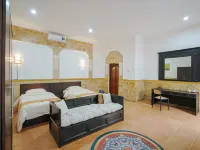 Natasya Kuta Beach Hotel 庫塔廣場（Kuta Square）附近的飯店