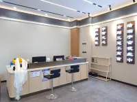 푸란 글로리 픽스 호텔