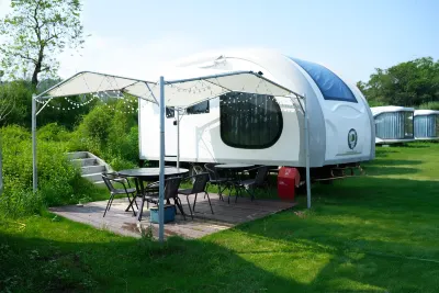 Park Nature Hillside Hotels in North District