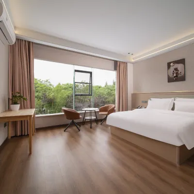Yiting Yujian Hotel (Guiyang Century City Olympic Sports Center Branch) Hoteles cerca de Guiyang Nursing Vocational College (Qionghua Alley)