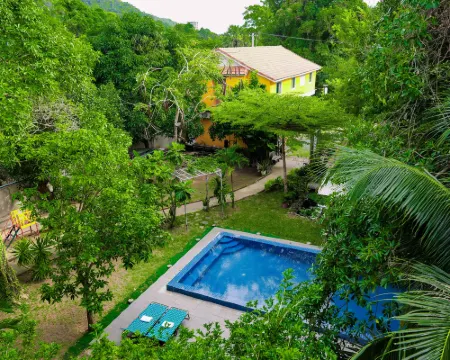 Kep Arunrass Boutique ケップのホテル