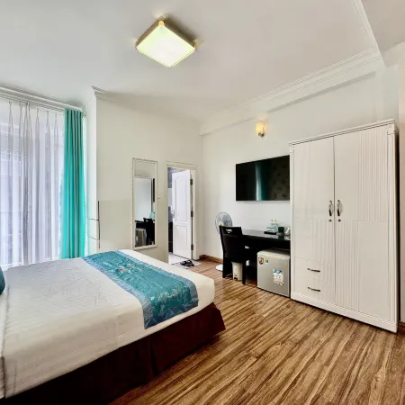 Dalat Eco Hotel Отели рядом с достопримечательностью «Крейзи Хаус»