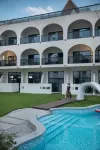 Anji Yinmo Resort Hotel - Hello Kitty Theme Park - Pools