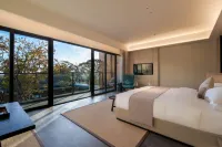 cloud retreat . half an ocean  hotel