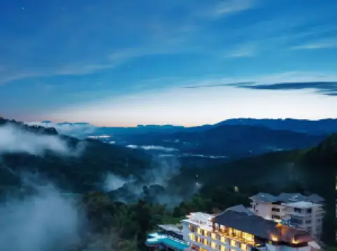 JiangLu Nannuoshan Mountain Inn