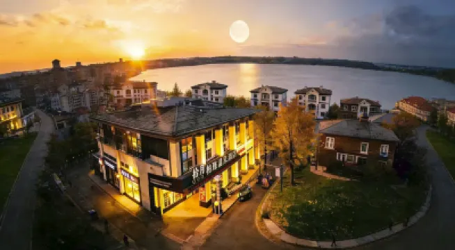 Mile Shiyue Boya Hot Spring Hotel ((Huquan Ecological Garden Huquan Banshan Hot Spring Shop)) Hoteles en 