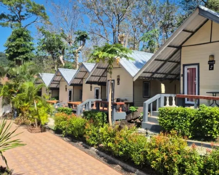 Chang Life Resort Hotels in Koh Chang