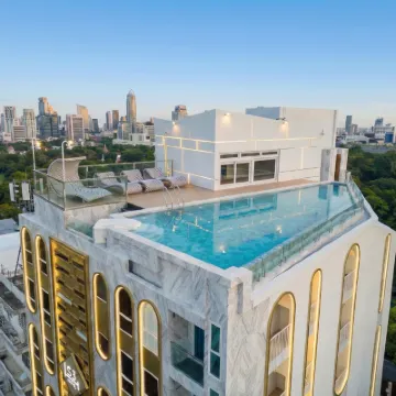 GLINT Siam Bangkok Hotel Hotel dekat San Phra Phrom