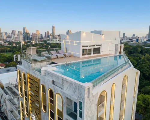 GLINT Siam Bangkok Hotel Hotels near MRT-Sam Yan