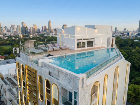 GLINT Siam Bangkok Hotel