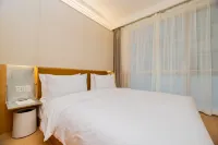 Nanjing Younginn Hotel (Fuzimiao & Laomendong Branch) - balcony
