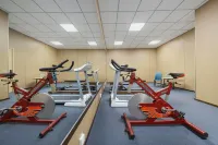 Yining Development Zone Licheng Ruixuan Hotel (Yining Airport) - ที่มีฟิตเนส