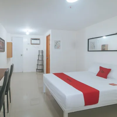 RedDoorz @ FCCG GoldMoon Boutique Hotel Hotel berhampiran Gereja Malate