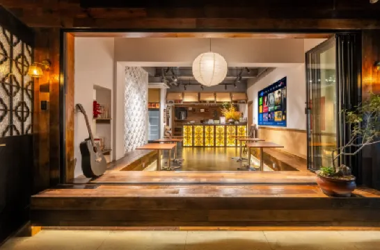 Qidu Youth Hostel (Shantang Street Shilu Subway Station Branch)  호텔