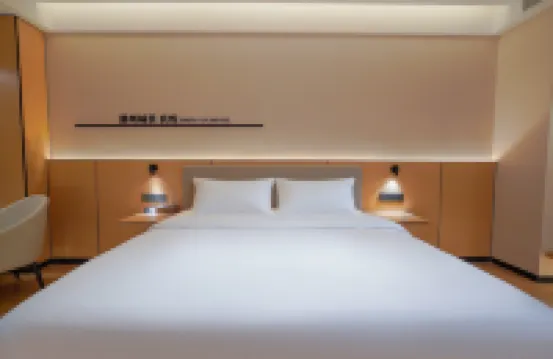 Zhenyue Mansion (Chaozhou Raoping High-Speed Railway Station)