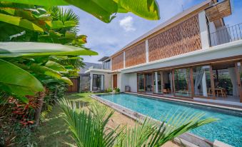 Naga Hoki 3BR Villa Canggu | Private Pool & Billiards
